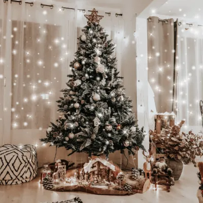 Repas de Noël dans le restaurant de notre résidence seniors à Marsillargues proche de Montpellier