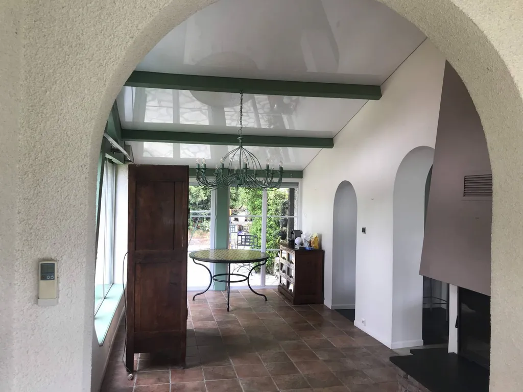 Plafond tendu laqué BARRISOL dans extension véranda - Plafonds Tendus Occitans - Aussonne