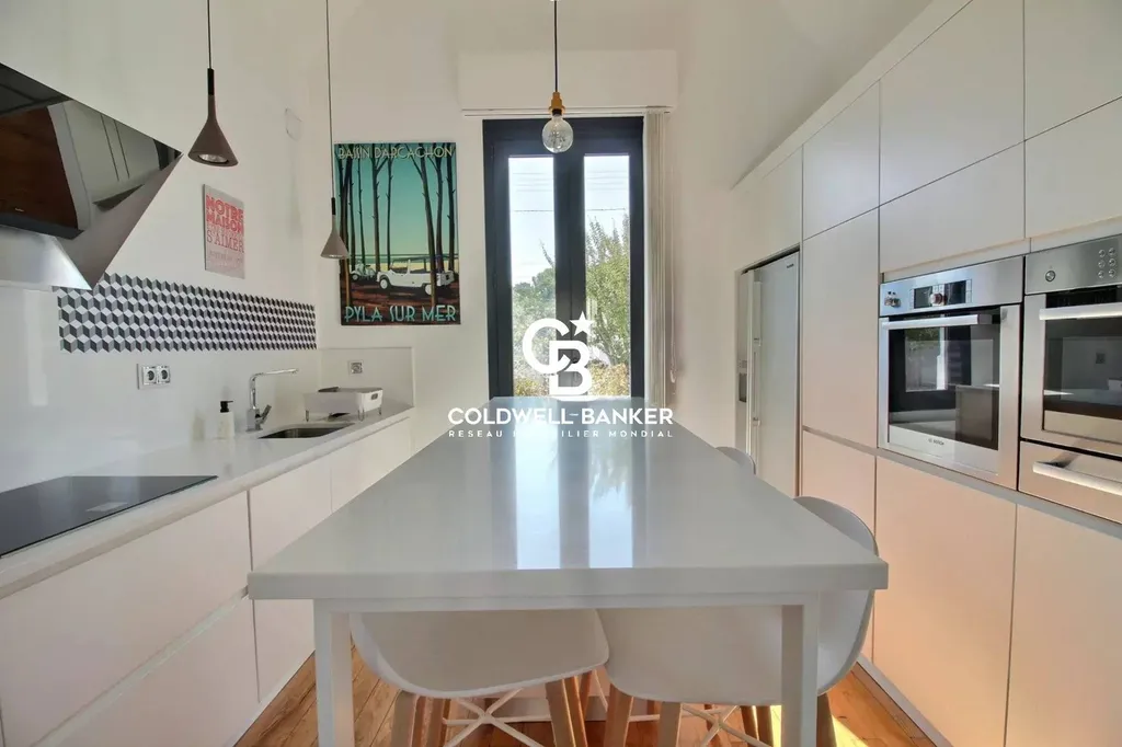 Maison à vendre à Arcachon - 148 m², rénovée, 3 suites, dépendance et jardin proche plage
