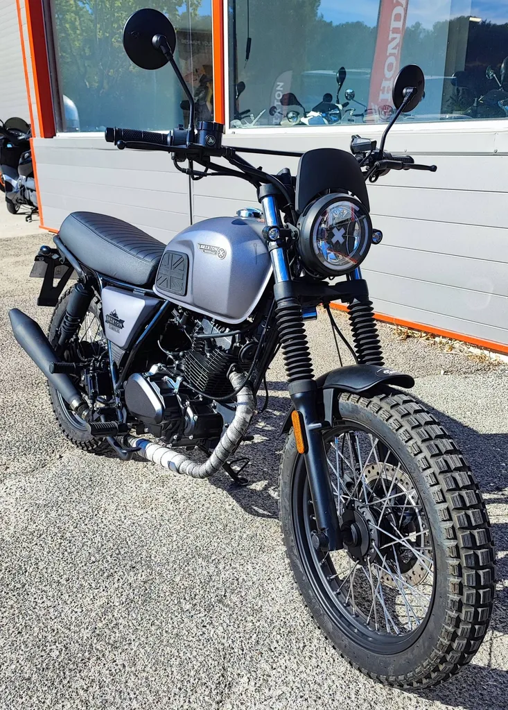 MOTO OCCASION BRIXTON TOULON