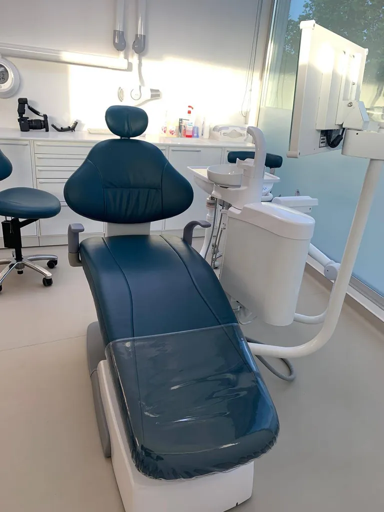 Quels sont les principaux obstacles rencontrés lors d'une réhabilitation totale par la technique all on six proche de Martigues et comment les surmonter ?