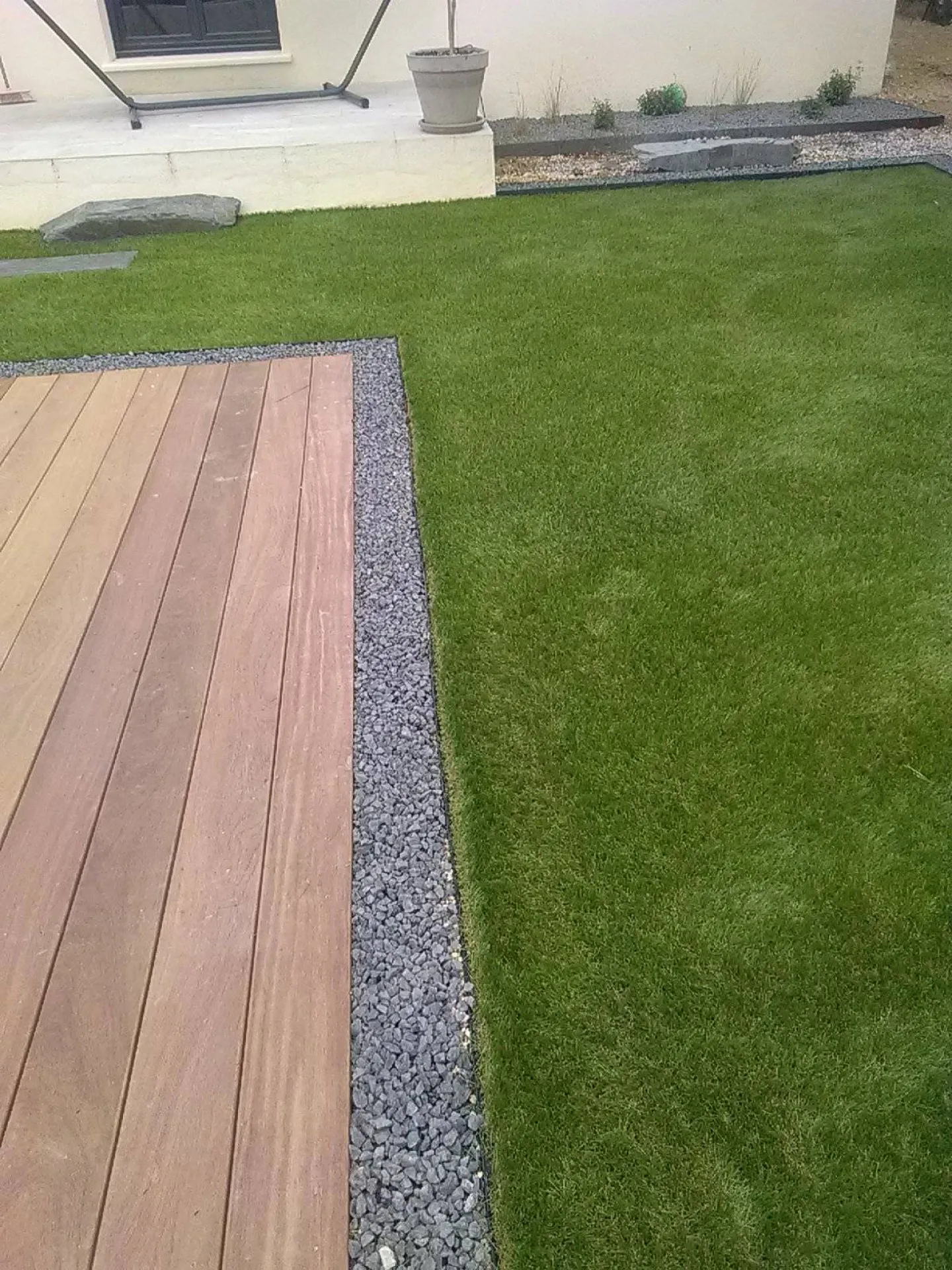 Amenagement de jardin avec pas japonais La Fare les Oliviers