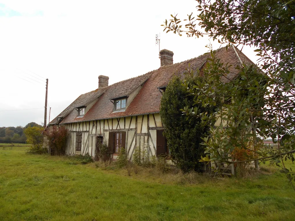 MAISON A RENOVER DANS L'ORNE, PAYS D'OUCHE, 61