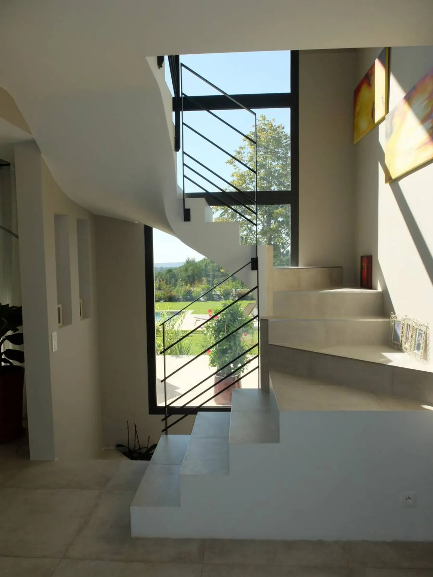 Escalier moderne béton 