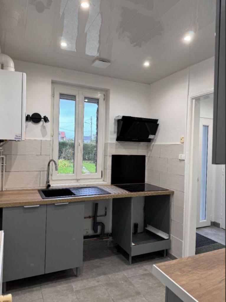 MAISON ENTIEREMENT RENOVEE ROUEN LIMITE BIHOREL