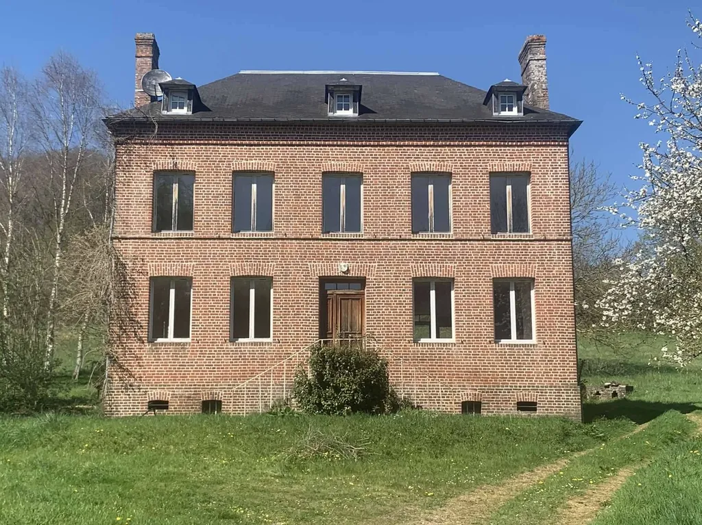 PAYS D'AUGE DU CALVADOS et région de LISIEUX : Maison de caractère avec 2 ha 60 a