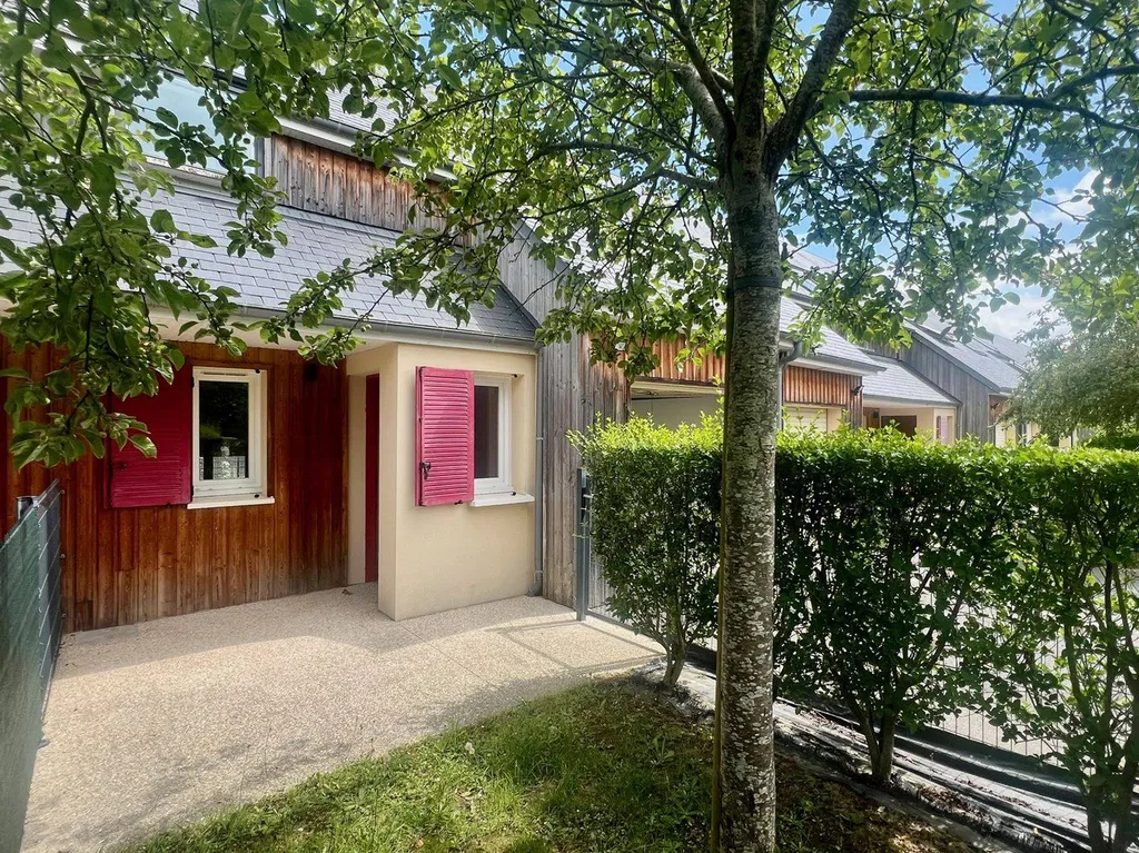 A vendre - Maison de ville de 2015 avec jardin et garage, à quelques minutes du Port de Honfleur 14600
