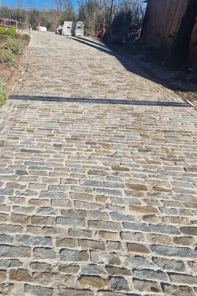 Pavé écurie Via Domitia