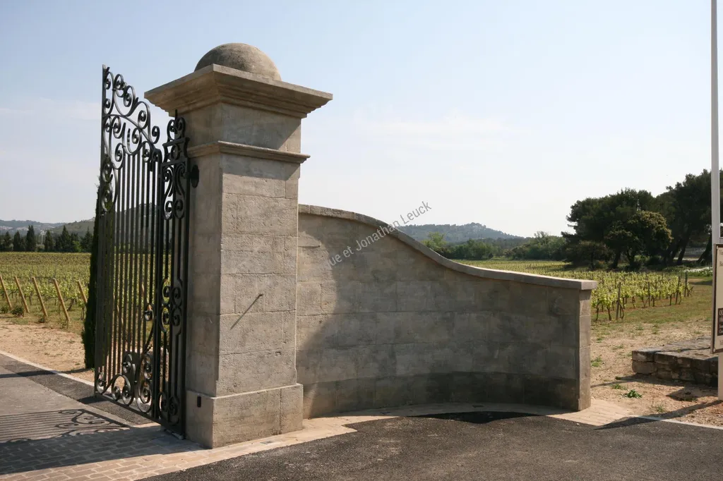 Piliers de portail en pierre