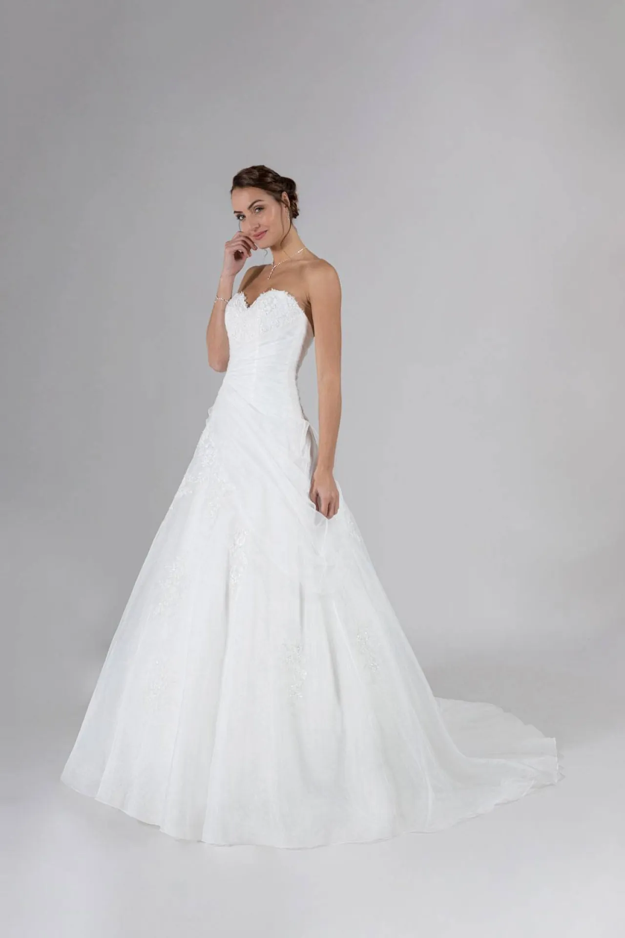 Robe de Mariée Arpege de la nouvelle collection Églantine Créations 2023