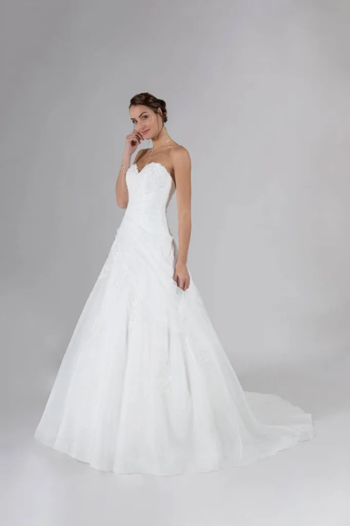 Robe de Mariée Arpege de la nouvelle collection Églantine Créations 2023