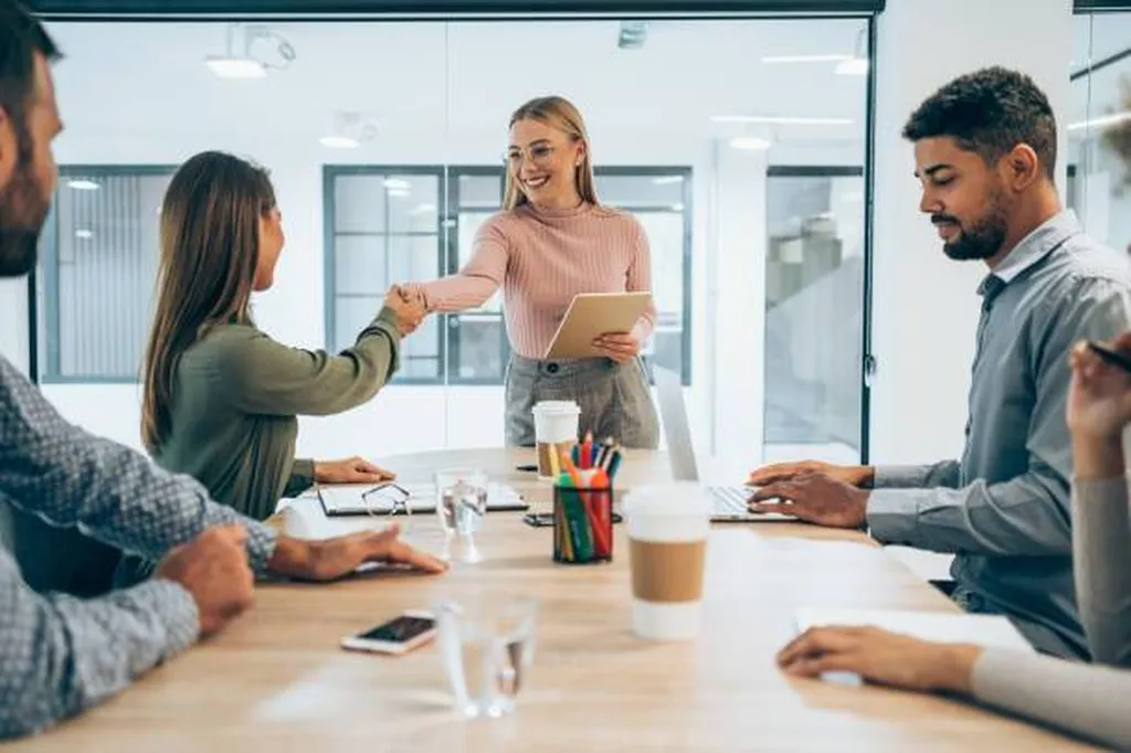Digitalisation des parcours d’intégration en entreprise : le onboarding optimisé avec nos supports digitaux conçus sur mesure à proximité d'Avignon 84