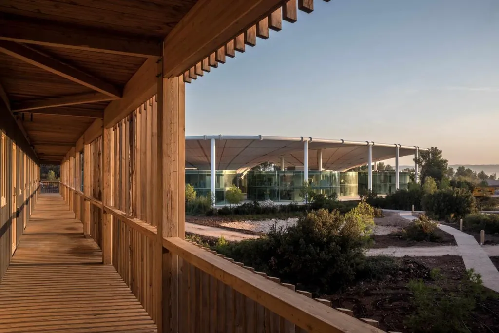 Chambres et Suites au calme avec Vue sur la Nature et la Sainte-Victoire : Séjour Relaxant à thecamp Hotel à Aix-en-Provence