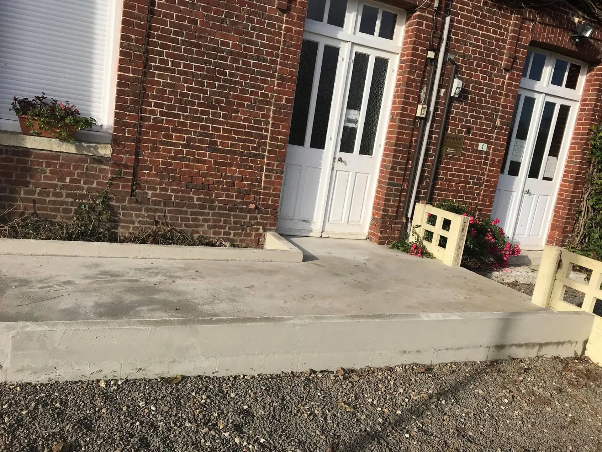 Aménagement d'un accès pour personnes à mobilité réduite proche Valmont 76