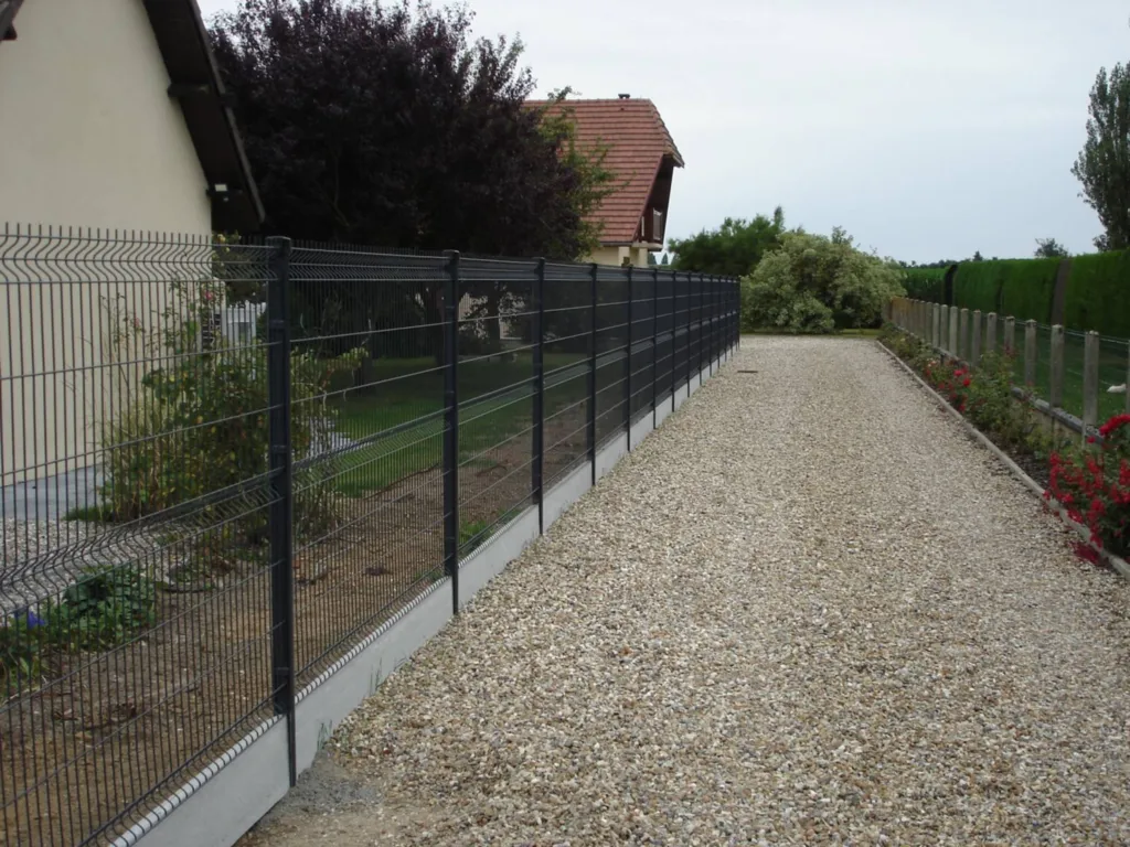 Pose de clôture en panneaux à Octeville sur mer en Seine maritime