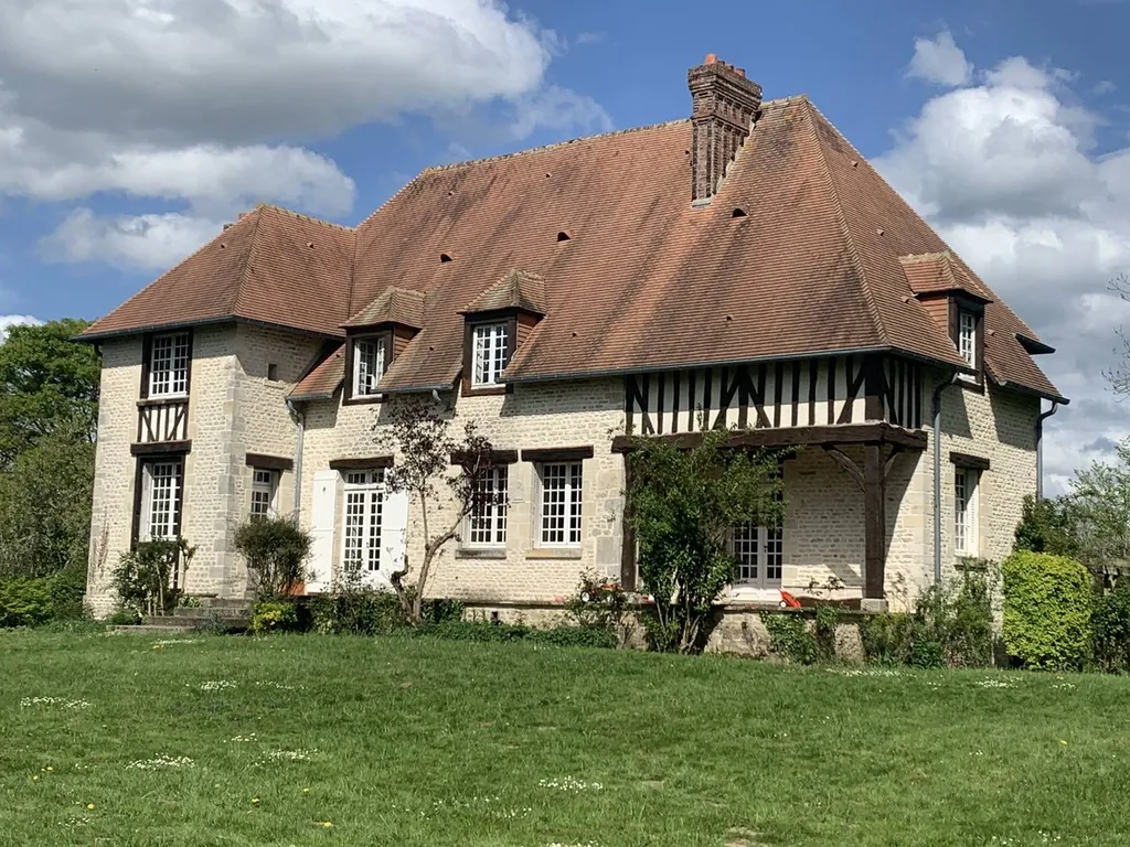 En vente - Dans l'ORNE (61000) propriété de 8ha80a avec un manoir en colombages et pierres