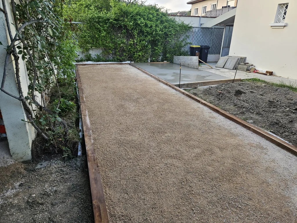 Terrain de pétanque réalisé sur mesure par Durao TP