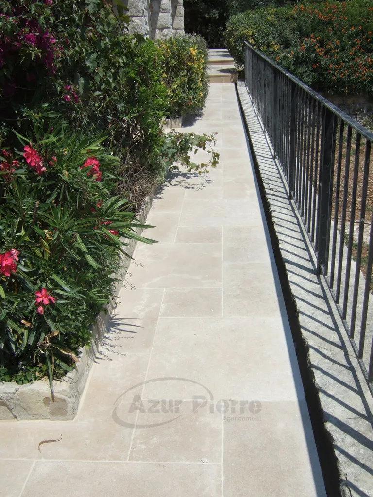 carrelage en opus beige