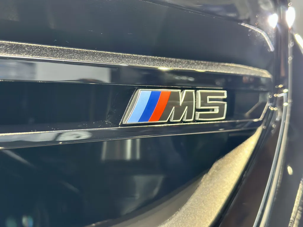DETAILING protection carrosserie traitement céramique lyon proche Tassin nouvelle BMW M5