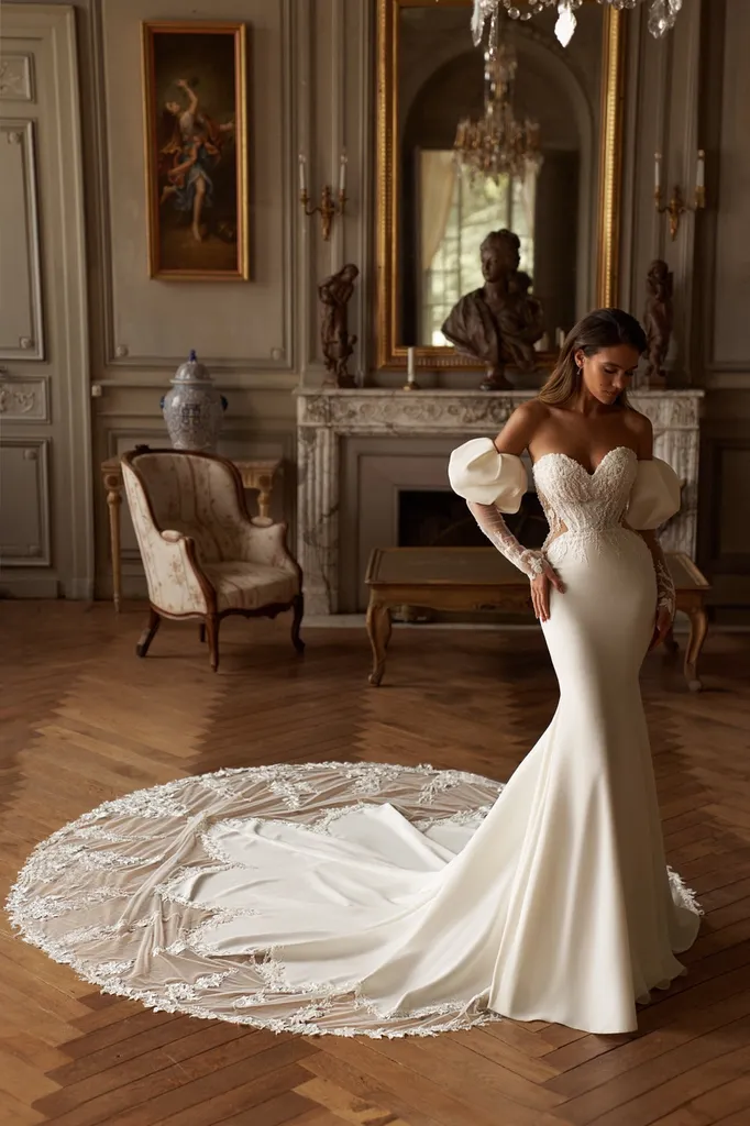 La robe de mariée sirène Charisma, élégance royale et détails sophistiqués pour une allure inoubliable :