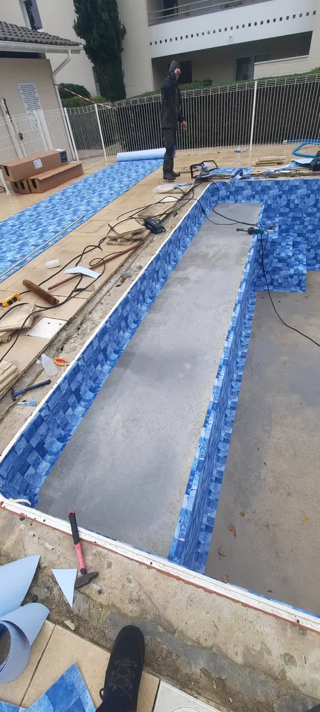 Quel pisciniste sérieux pour changer rapidement le liner de ma piscine à proximité de Libourne?