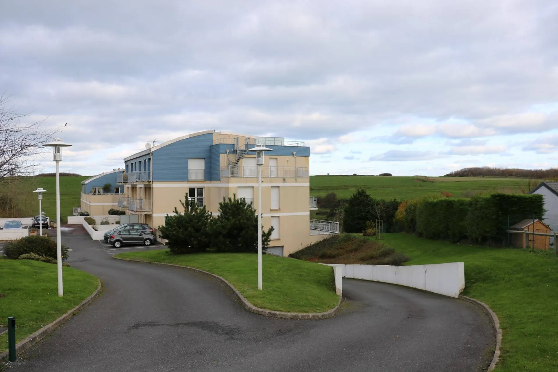 A vendre appartement rez-de-chaussée avec place de stationnement