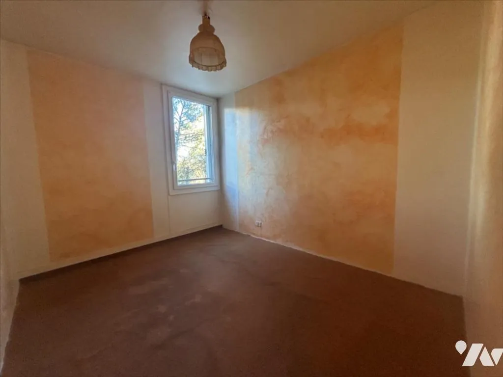 Achat appartement T3 lumineux avec terrasse en résidence avec ascenseur à Martigues (13)