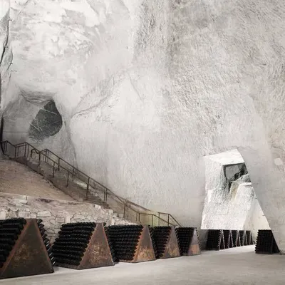 Le Champagne Ruinart est représenté par l'agence Vins d'Eon sur le Rhône et l'Isère