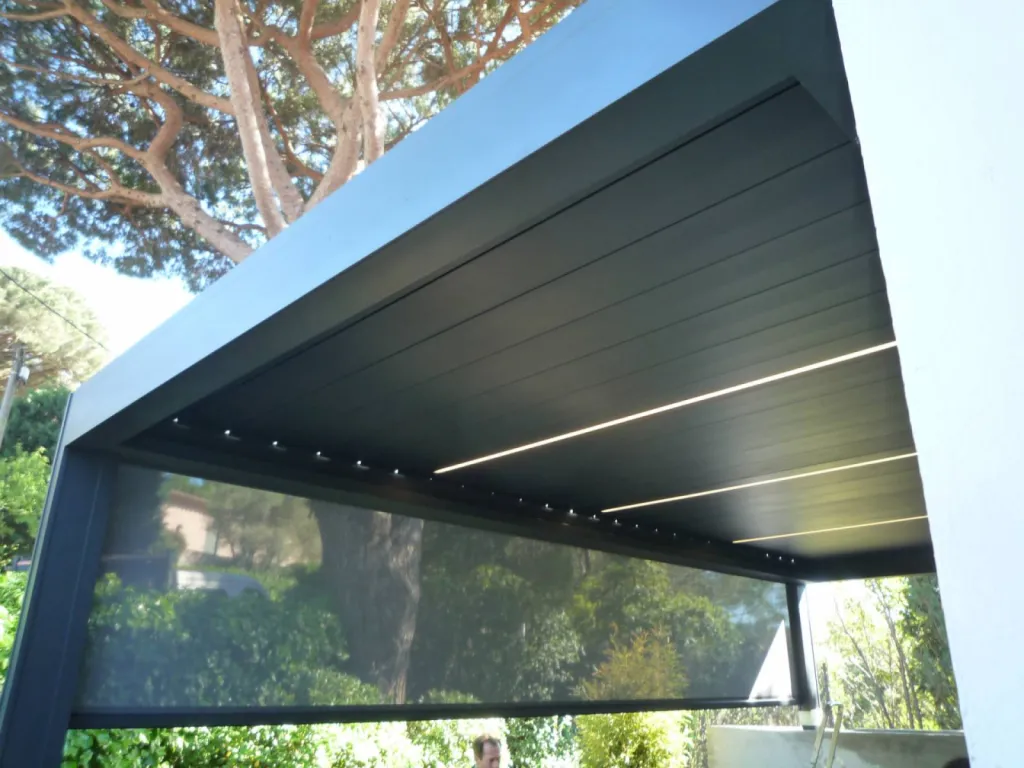 pose de store vertical sur mesure pour terrasse  avignon