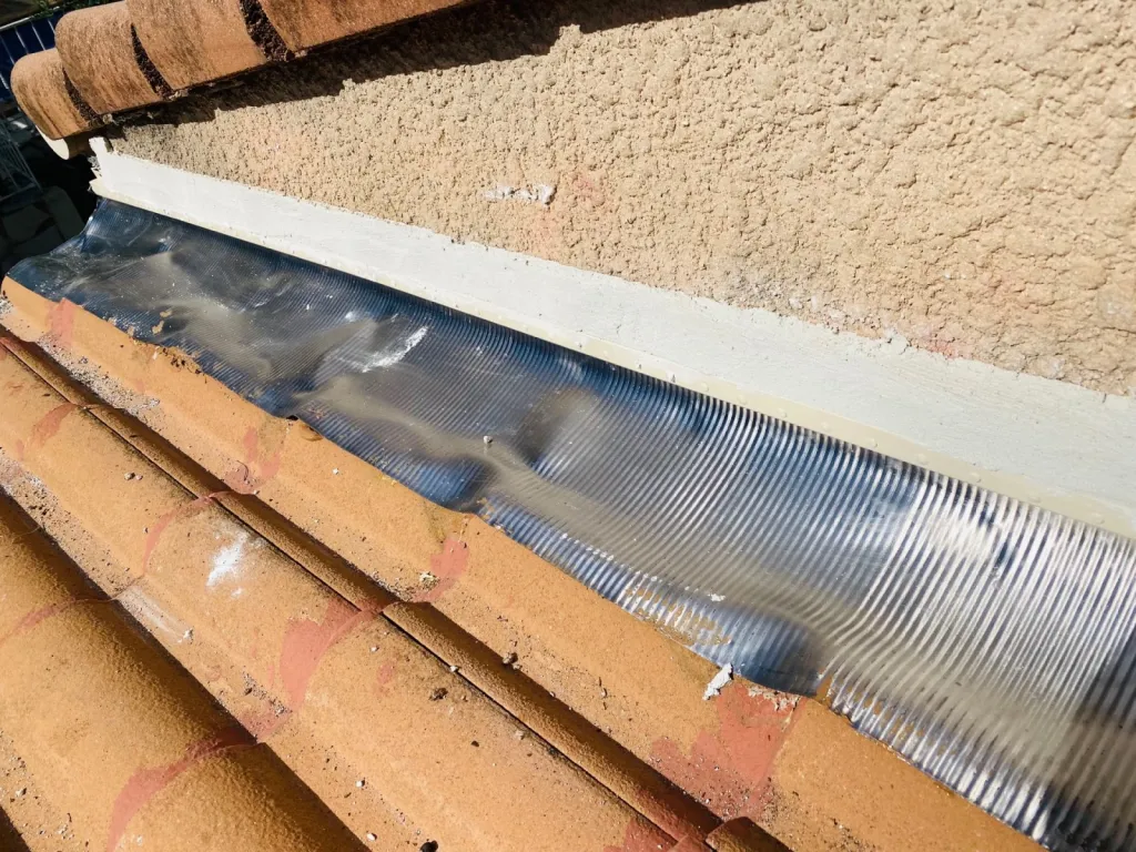 solin plomb avec enduit de finition sur aix en provence