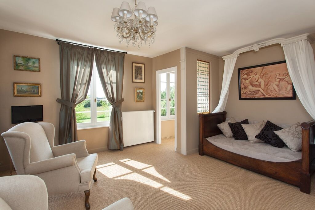 Vend Maison en briques et colombages proche de l'A13