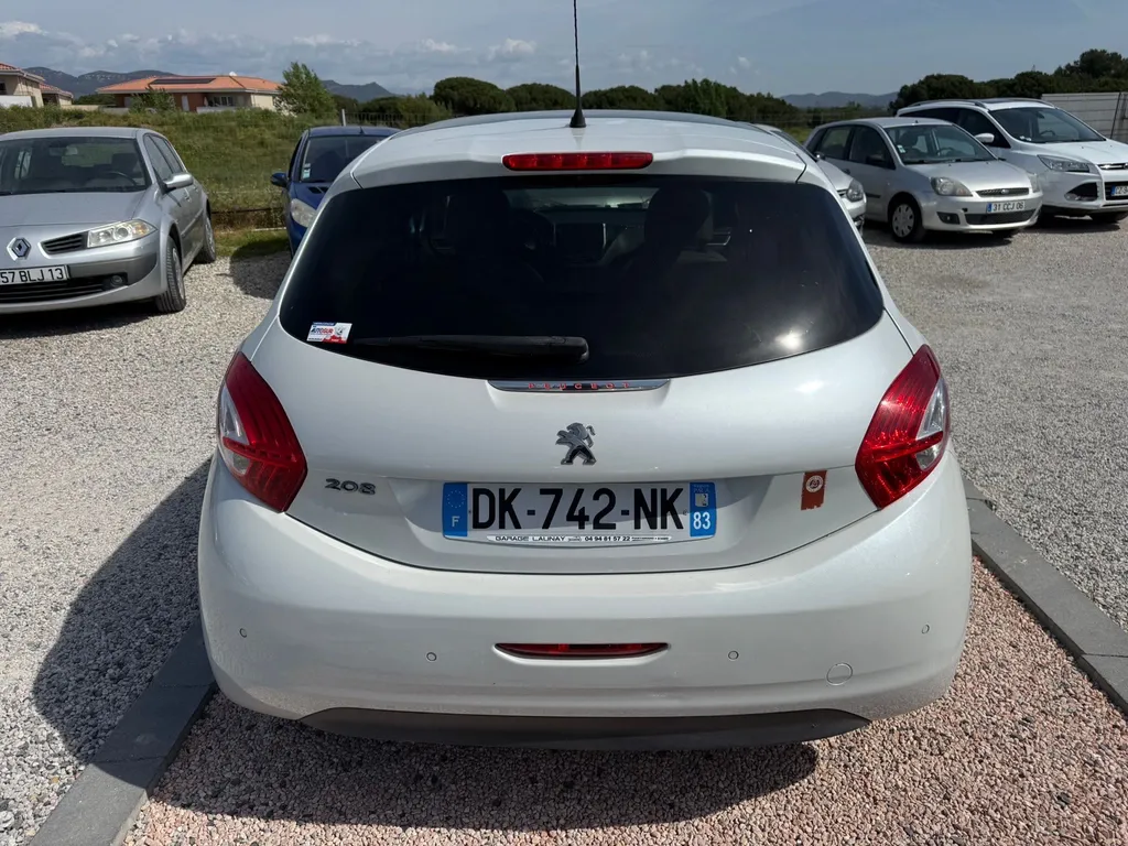 PEUGEOT 208 1.6 VTI 120CV ROLAND GARROS 