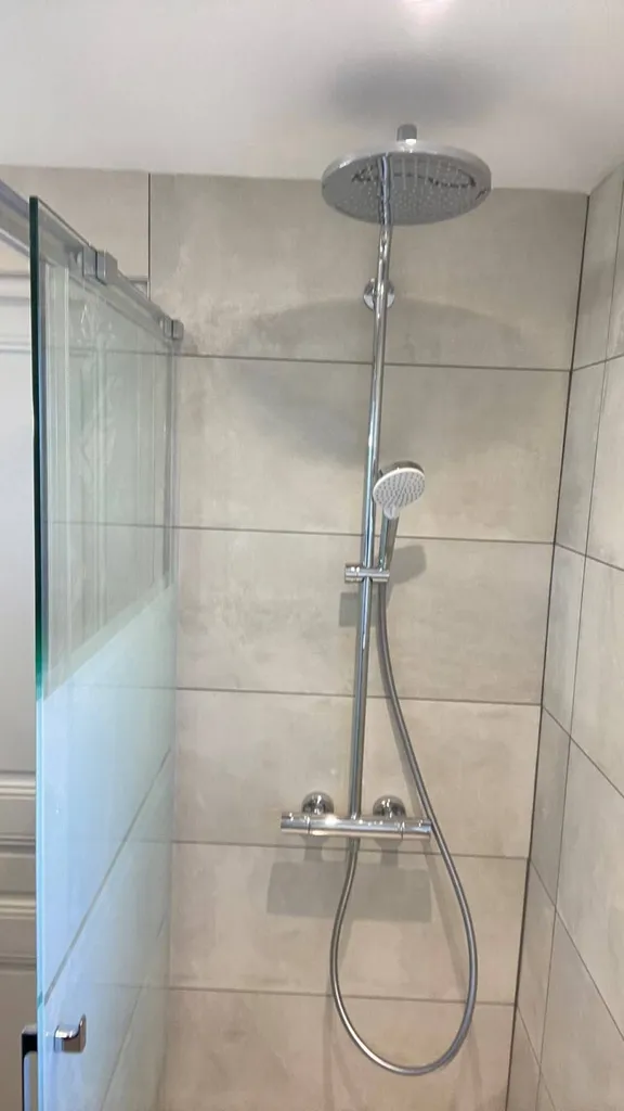 Nouvelle douche à l'Italienne pour les chambres 