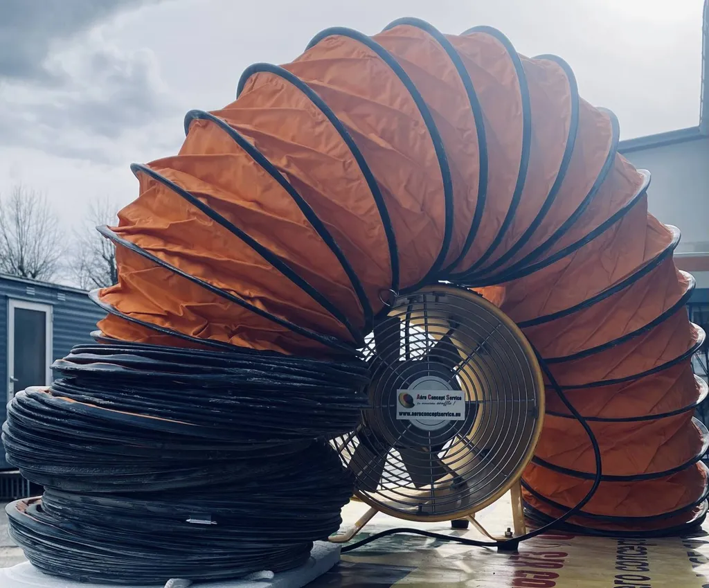 Aérogommage, solution idéale de décapage pour le bois et les charpentes.