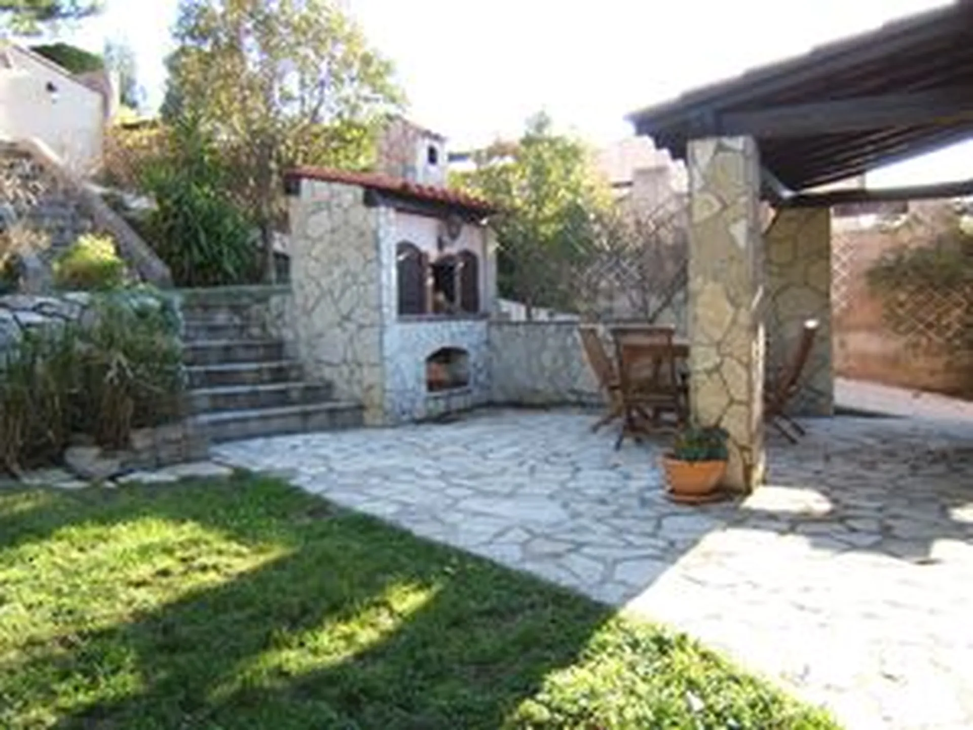 Vente villa Roquefort La Bédoule au calme avec piscine