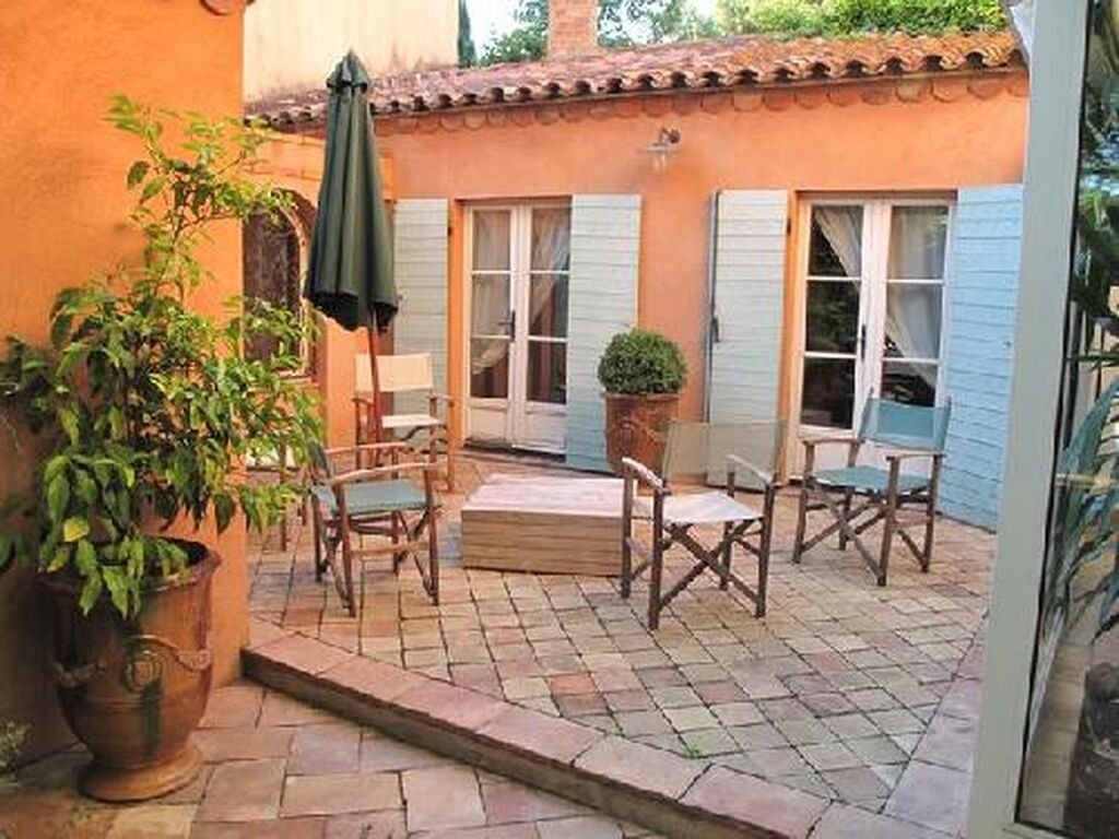 Vente maison La Ciotat proche commodités avec terrain paysager