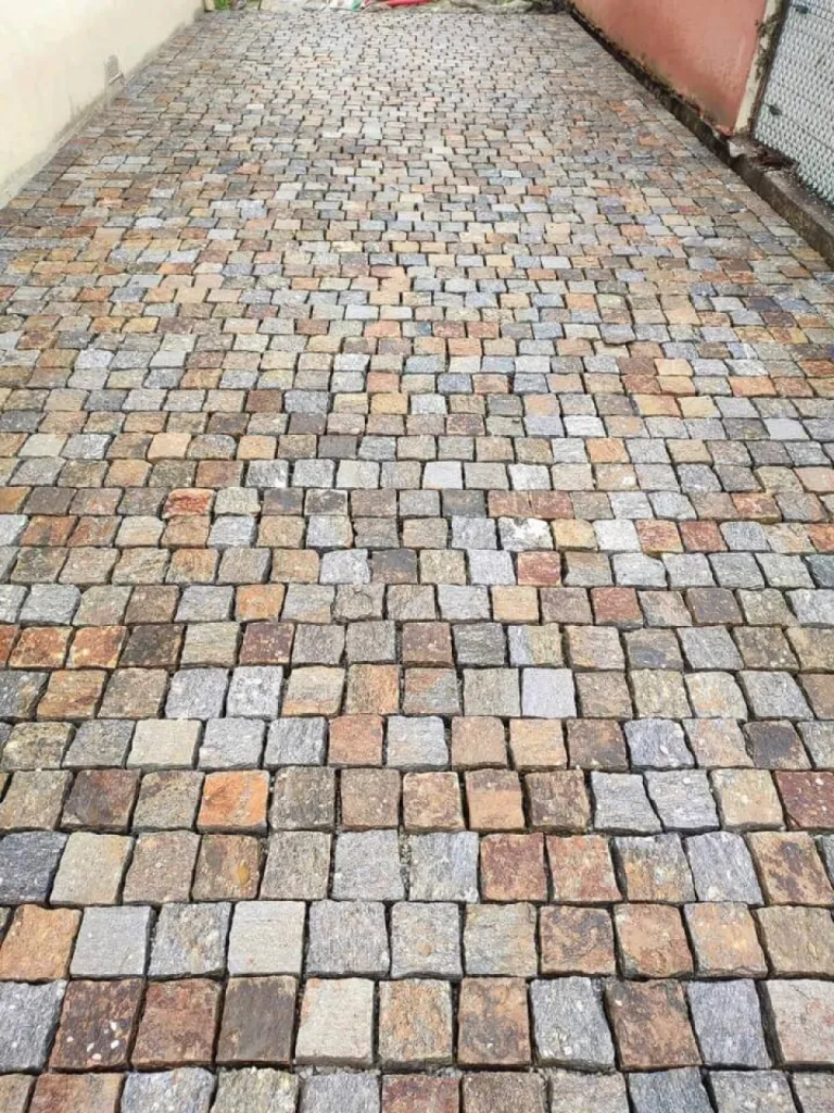 Création d'une allée en pavé sur mesure à Cestas en Gironde