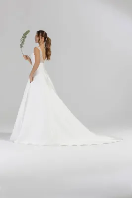 Robe de mariée trapèze taille haute Libre Eglantine mariage centre ville de Marseille