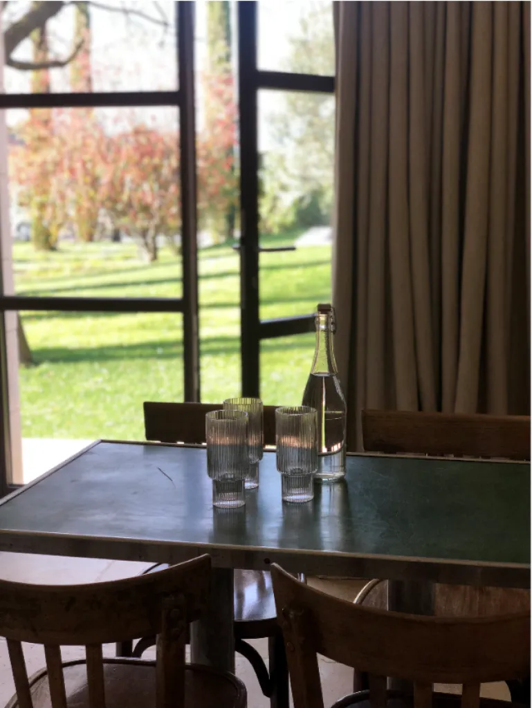 Restauration de qualité à Roussillon pour un bastidon de hameau de charme