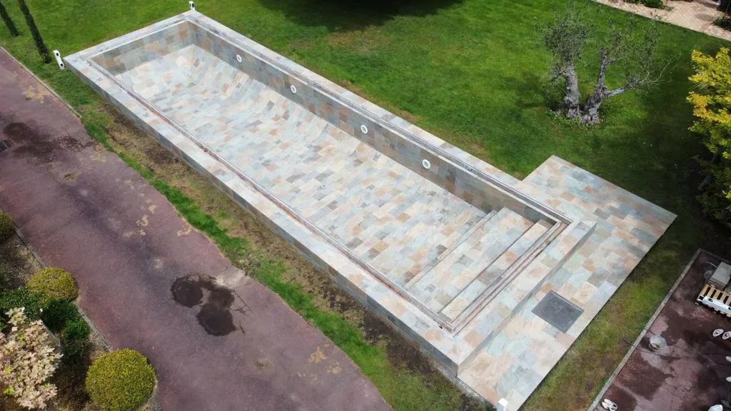 Trouver du carrelage de Bali pour sa piscine sur Bordeaux rive droite