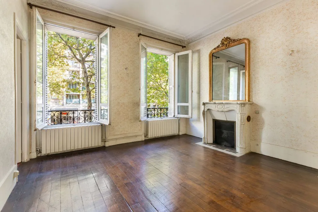 A Vendre 4 pièces Haussmannien Avenue Daumesnil Paris 75012