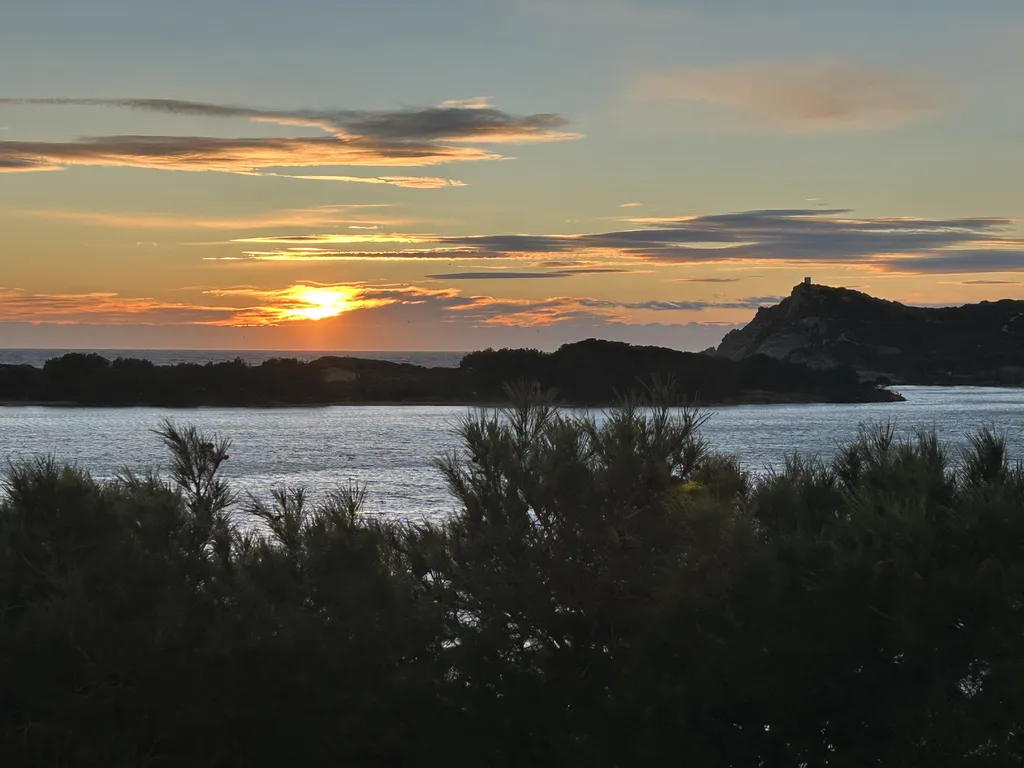 Estimation et mise en vente d’une maison avec vue mer au Brusc à Six-Fours-les-Plages dans le Var