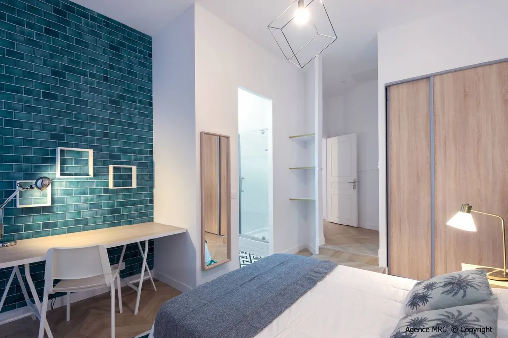 Appartement ancien rénové avec changement cuisine sur Marseille Préfecture 13006 par Architecte d’intérieur