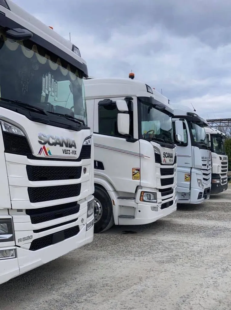 Camions et Semi-Remorques VELTZ-VIX