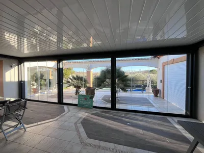 Installation de coulissants aluminium panoramique sur la commune de Vergèze près de Nîmes