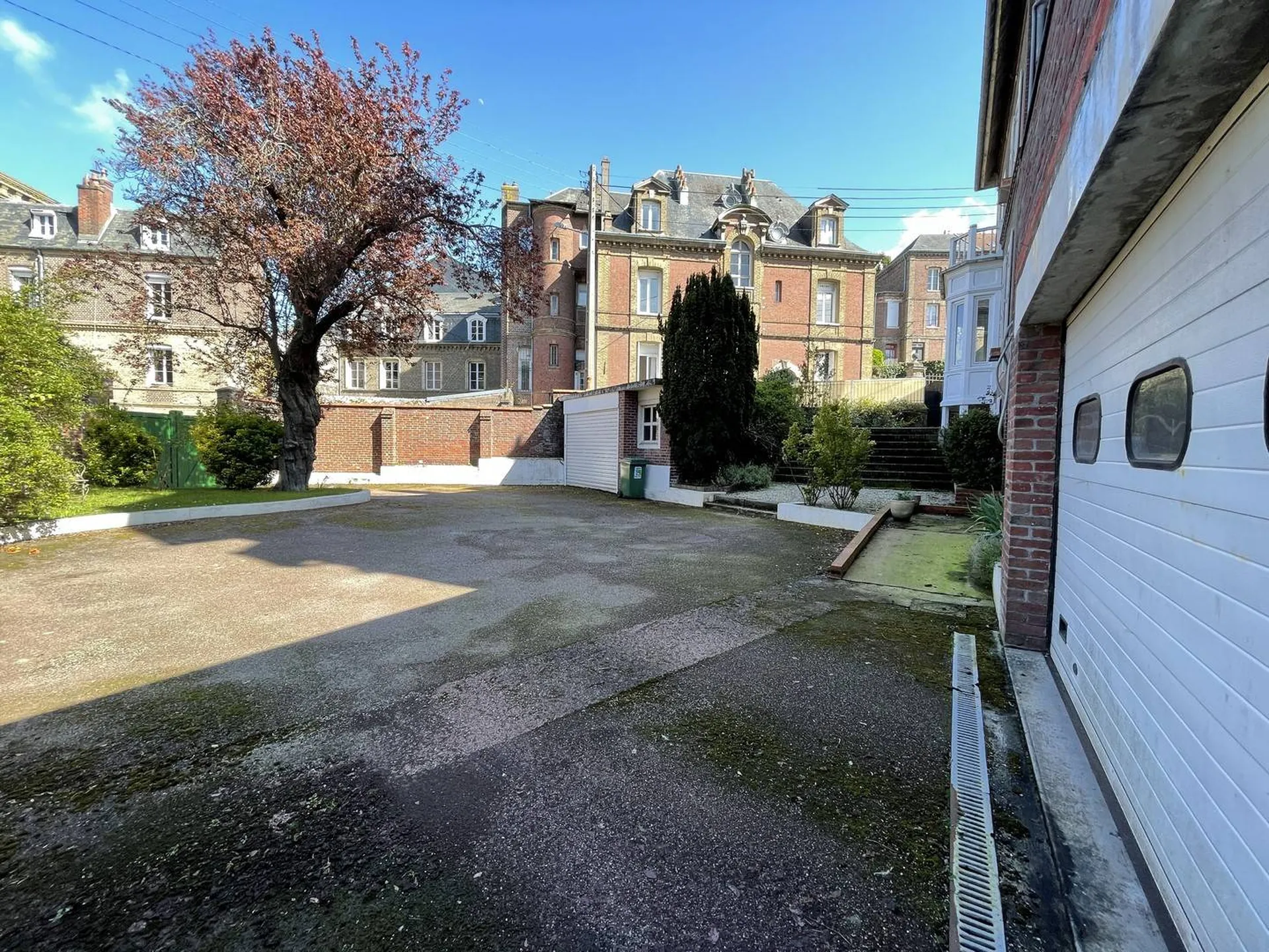 A vendre maison de famille proche de la mer et des commerces, Normandie, 76