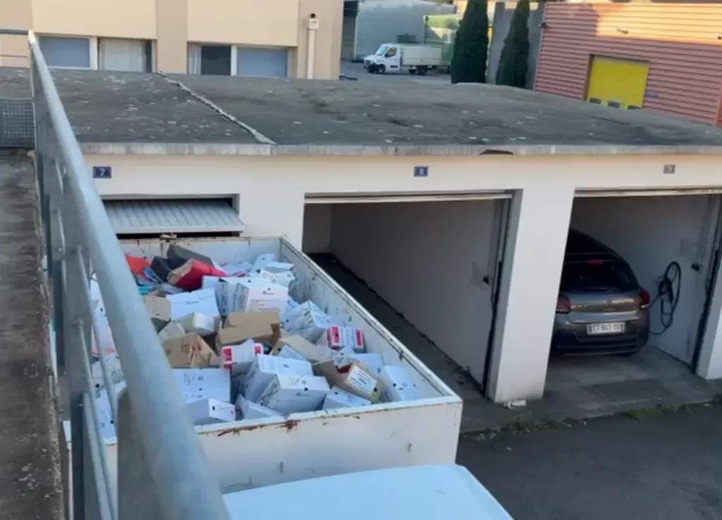 Collecte d'archives à Chateaurenard Paca Recyclage