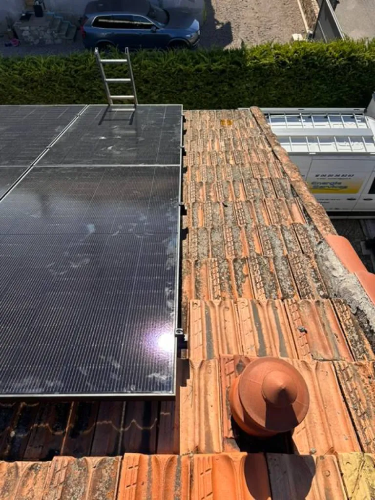 Panneaux solaires installés chez un particulier à Mougins à côté de Nice
