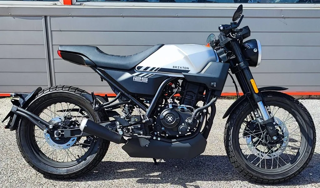 DÉSTOCKAGE Moto Neuve BRIXTON Crossfire 500