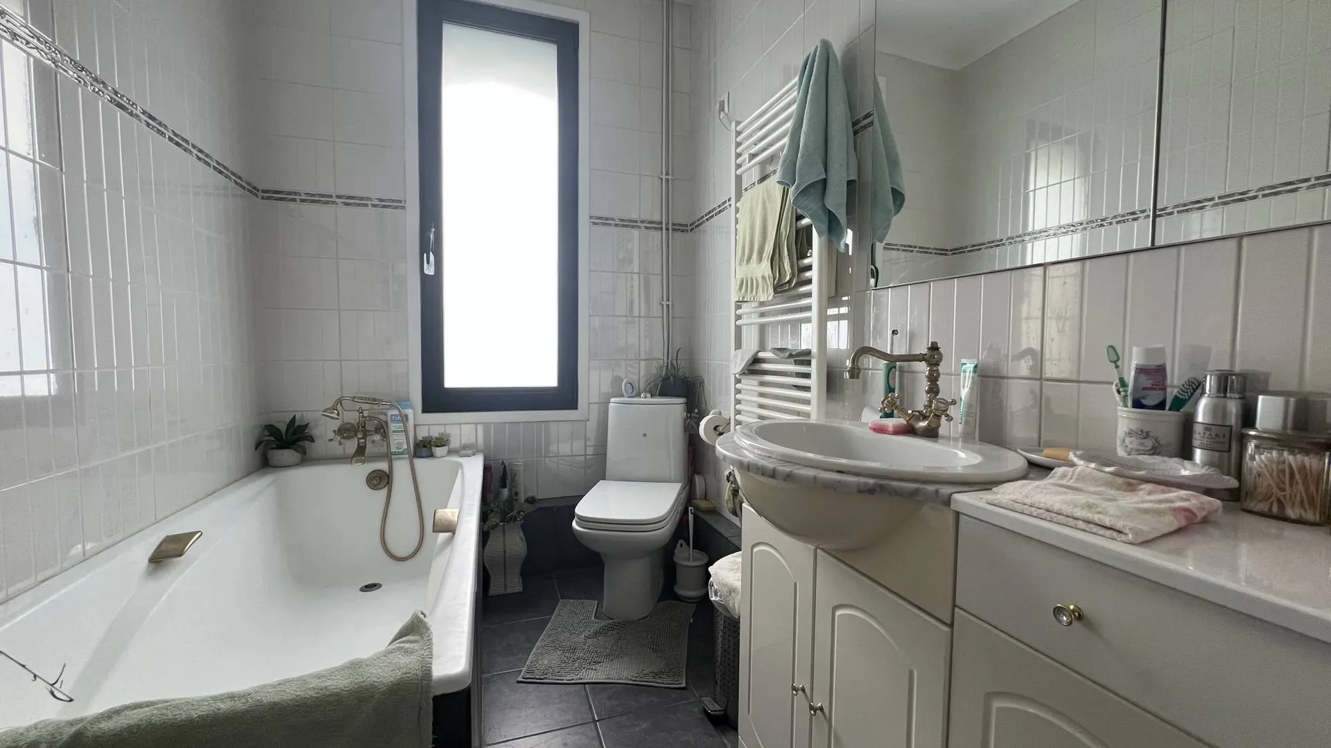 ÉLEGANTE DEMEURE BOURGEOISE EN COEUR DE VILLE DE EU